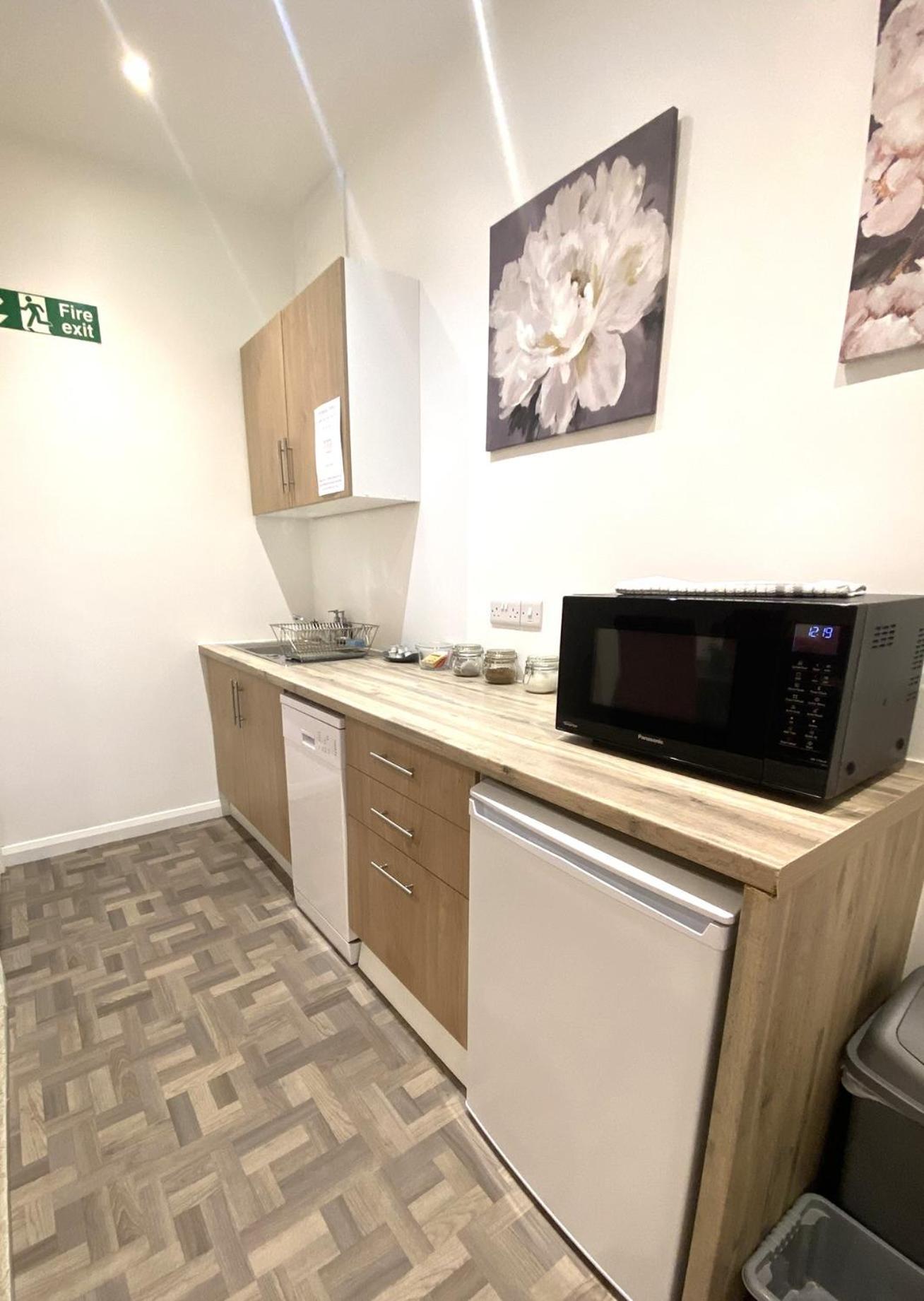 Private 1st Floor - Perfect For Port Of Dover, Eurotunnel And Short Apartment *