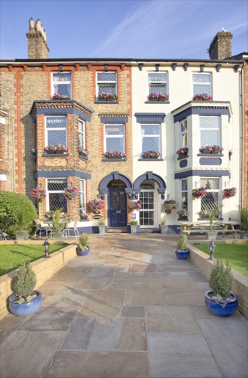 Sandown & The Annexe Dover