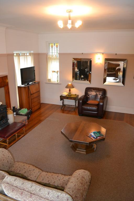 Guest house Crabble Hill House