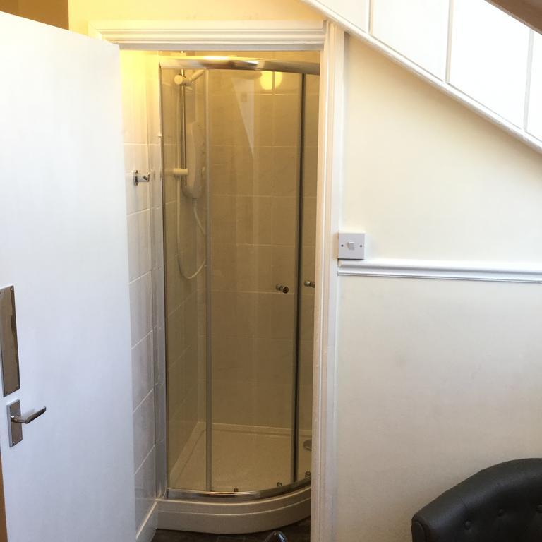 Clare House 3* Dover