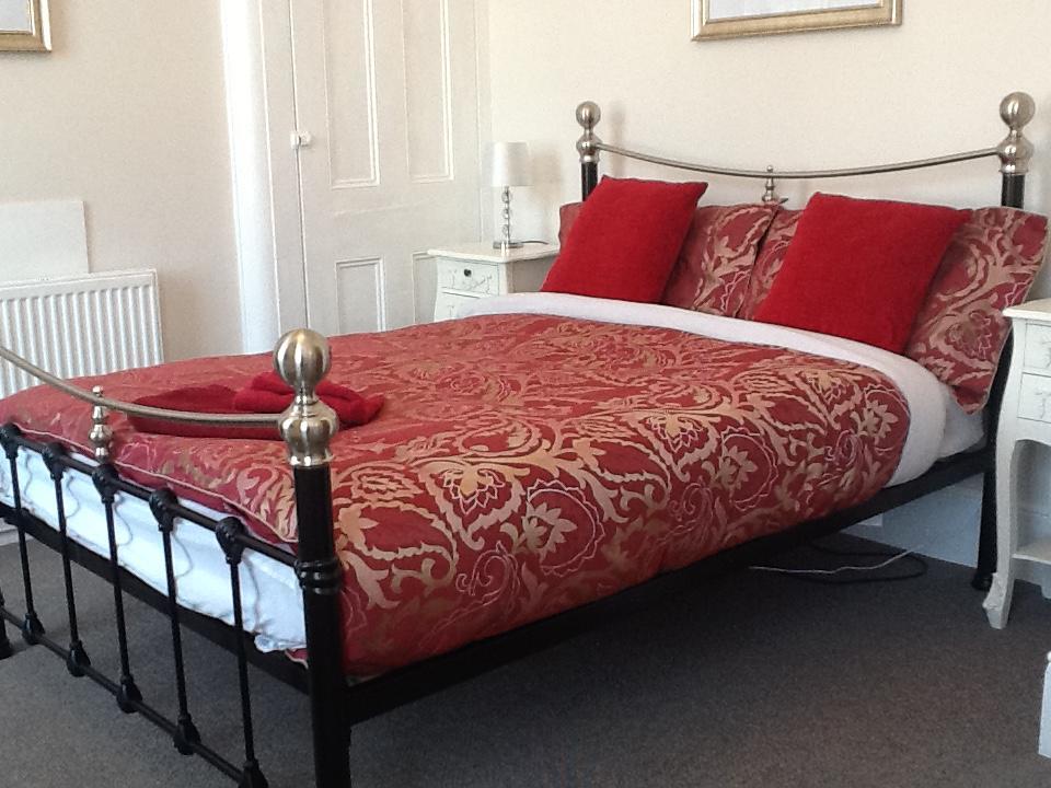Clare House 3* Dover