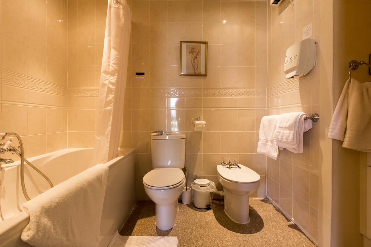 Guest house Hubert House Dover