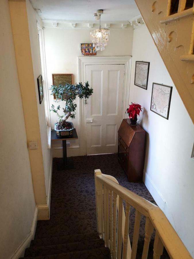 Whole Flat Next To Port With Parking * Dover