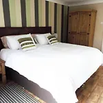 Guston Guest House