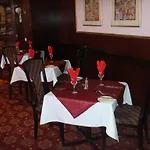 County Hotel