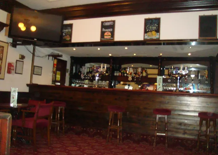 County Hotel