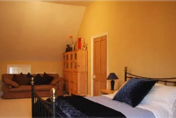 Salisbury House B & B