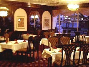 County Hotel