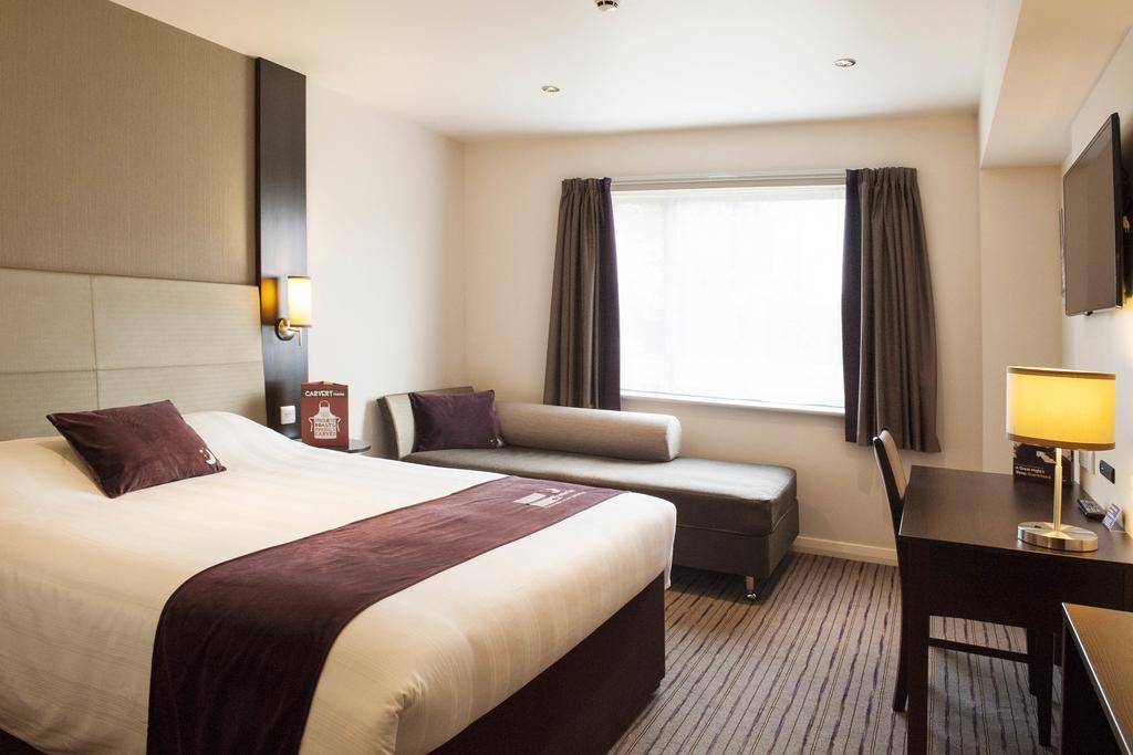 Premier Central Hotel