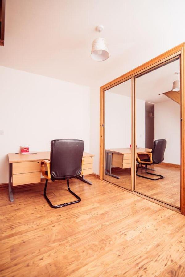 Threeways Retreat With Heated Swimming Pool * Dover
