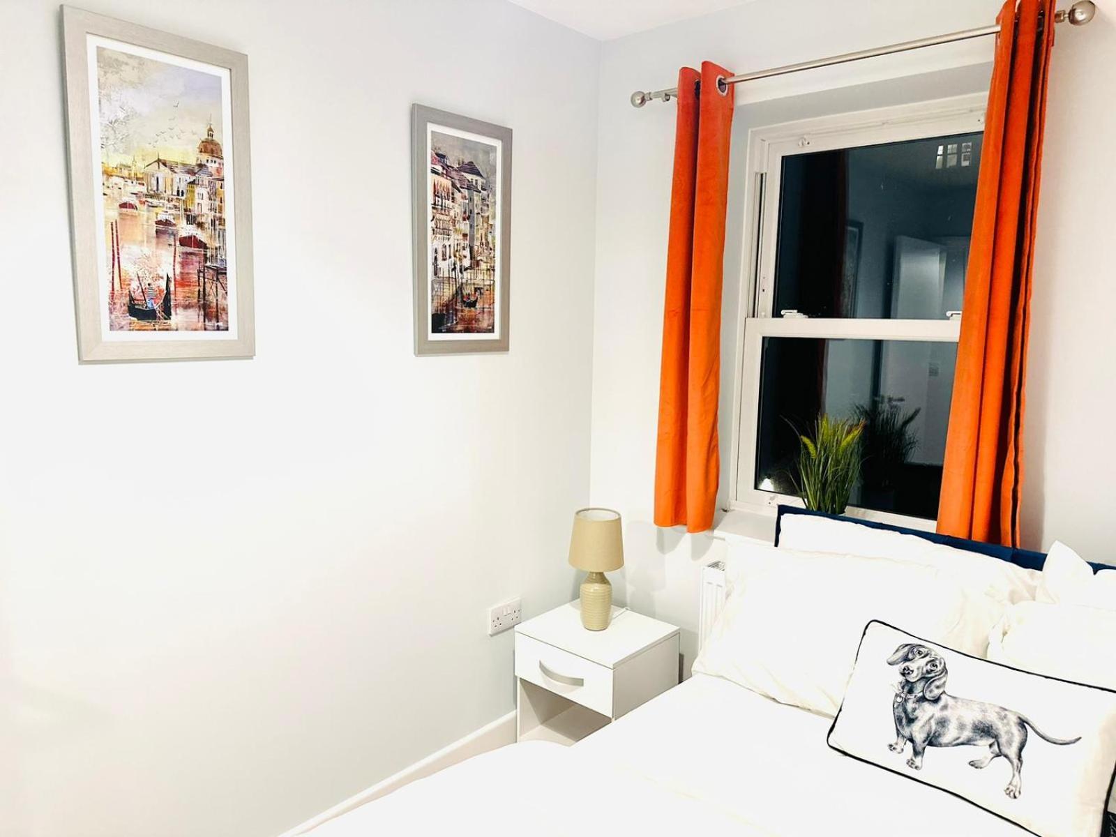 Luxury Apartments, Near Ferry Dover