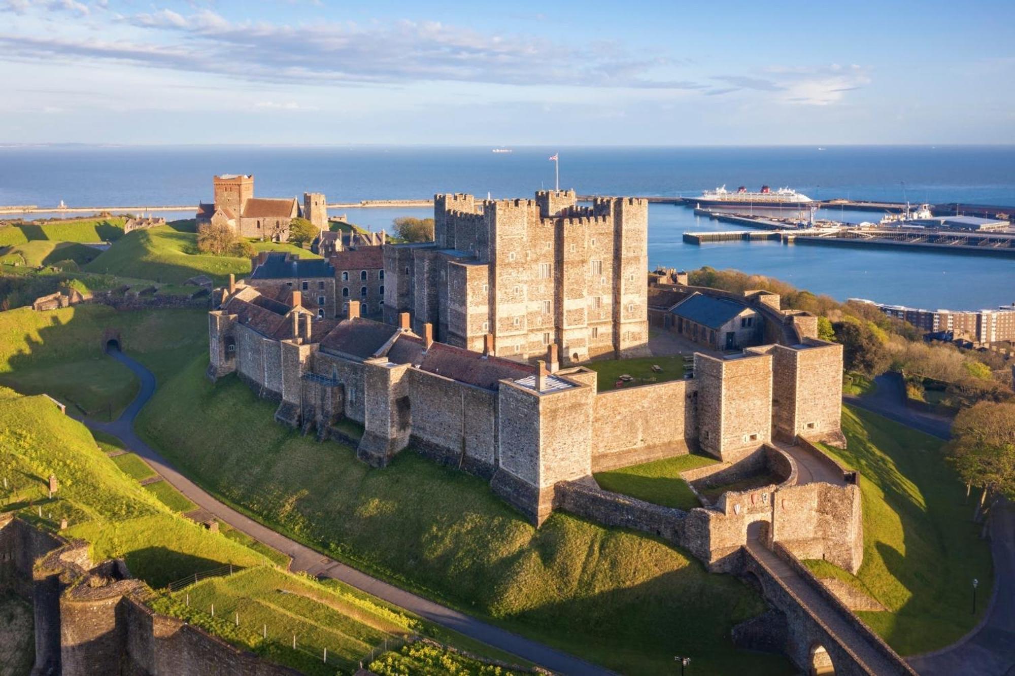Castle Luxury Apartment *
