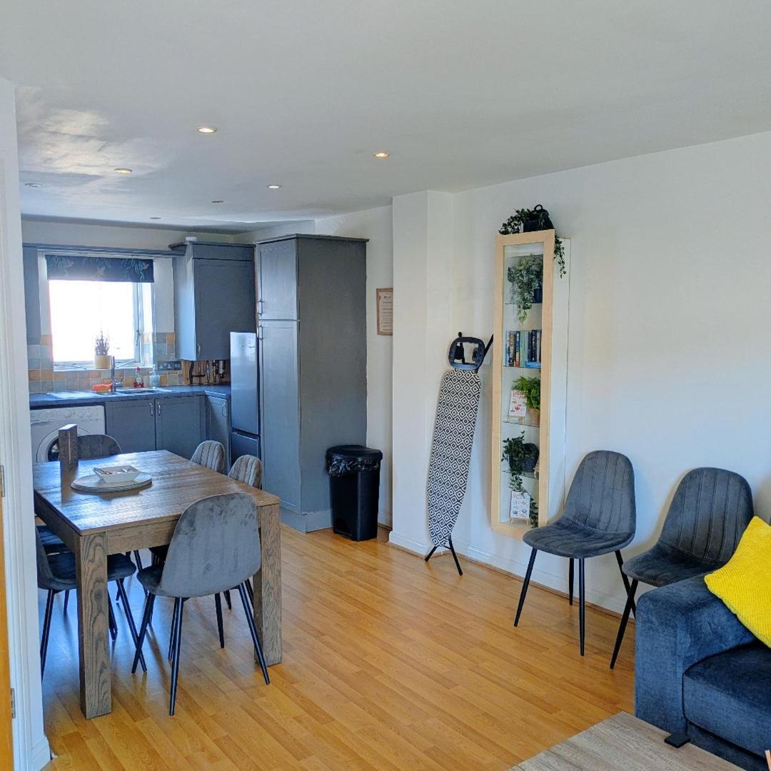 The House With River And Castle Views Holiday home Dover
