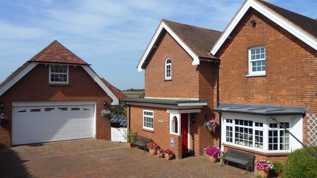 Strathmore Bed & Breakfast Dover