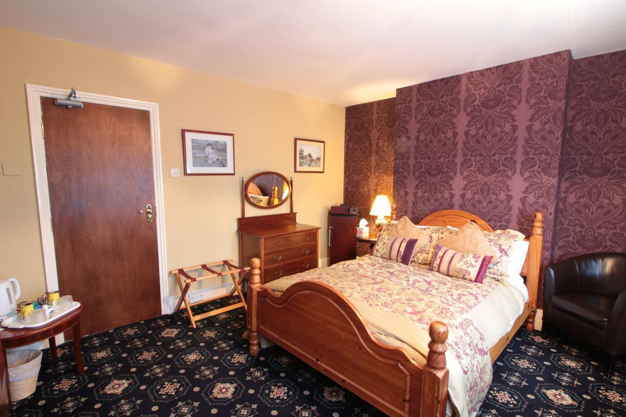The West Bank 4*