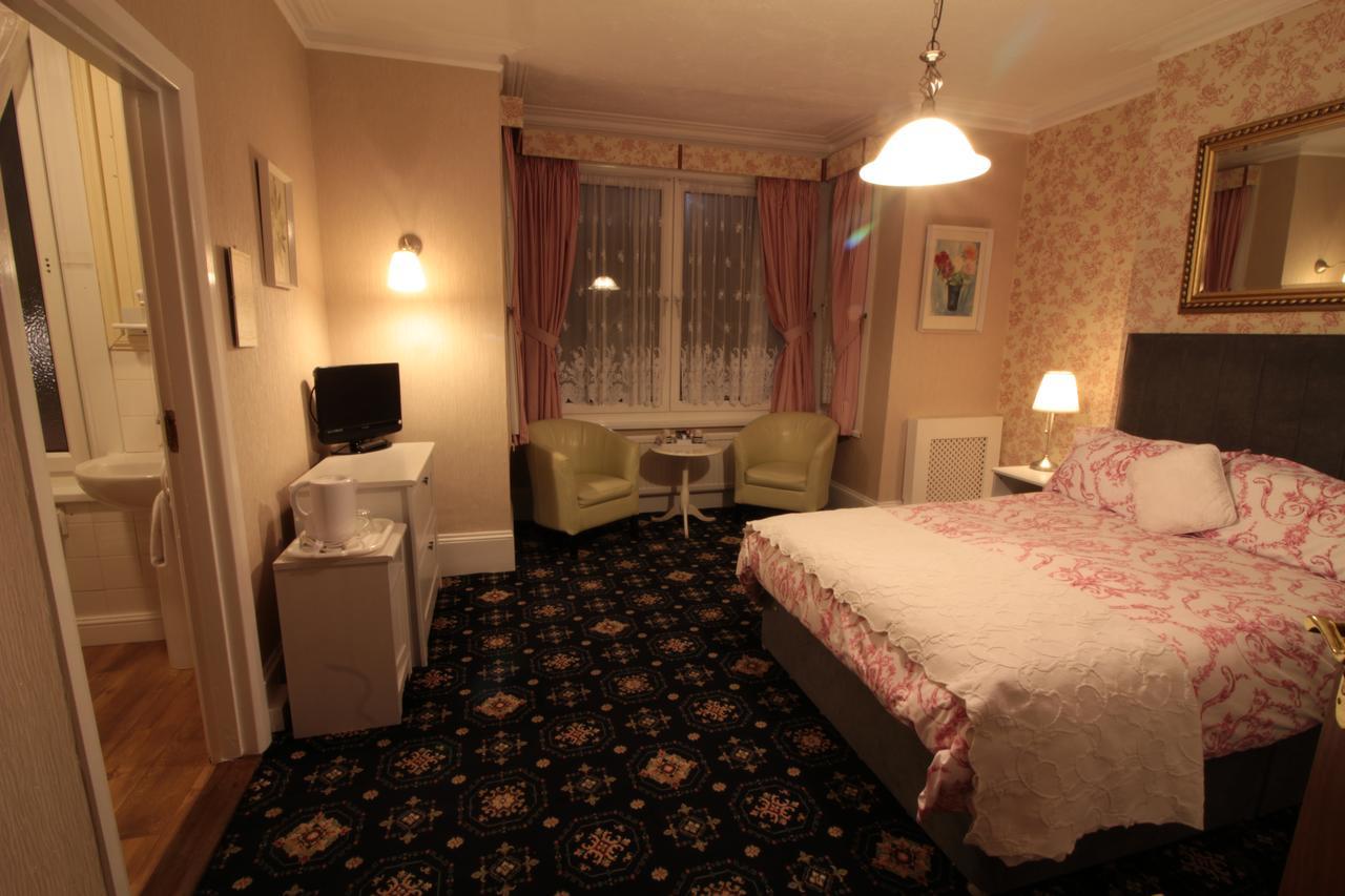 The West Bank Guest house 4*